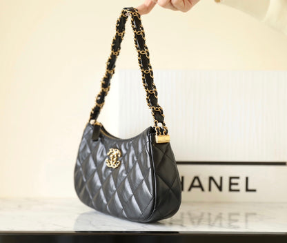 Chan New 19 hobo armpit bag