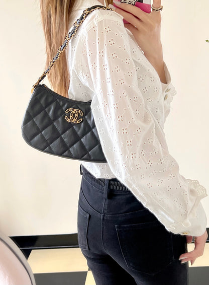 Chan New 19 hobo armpit bag