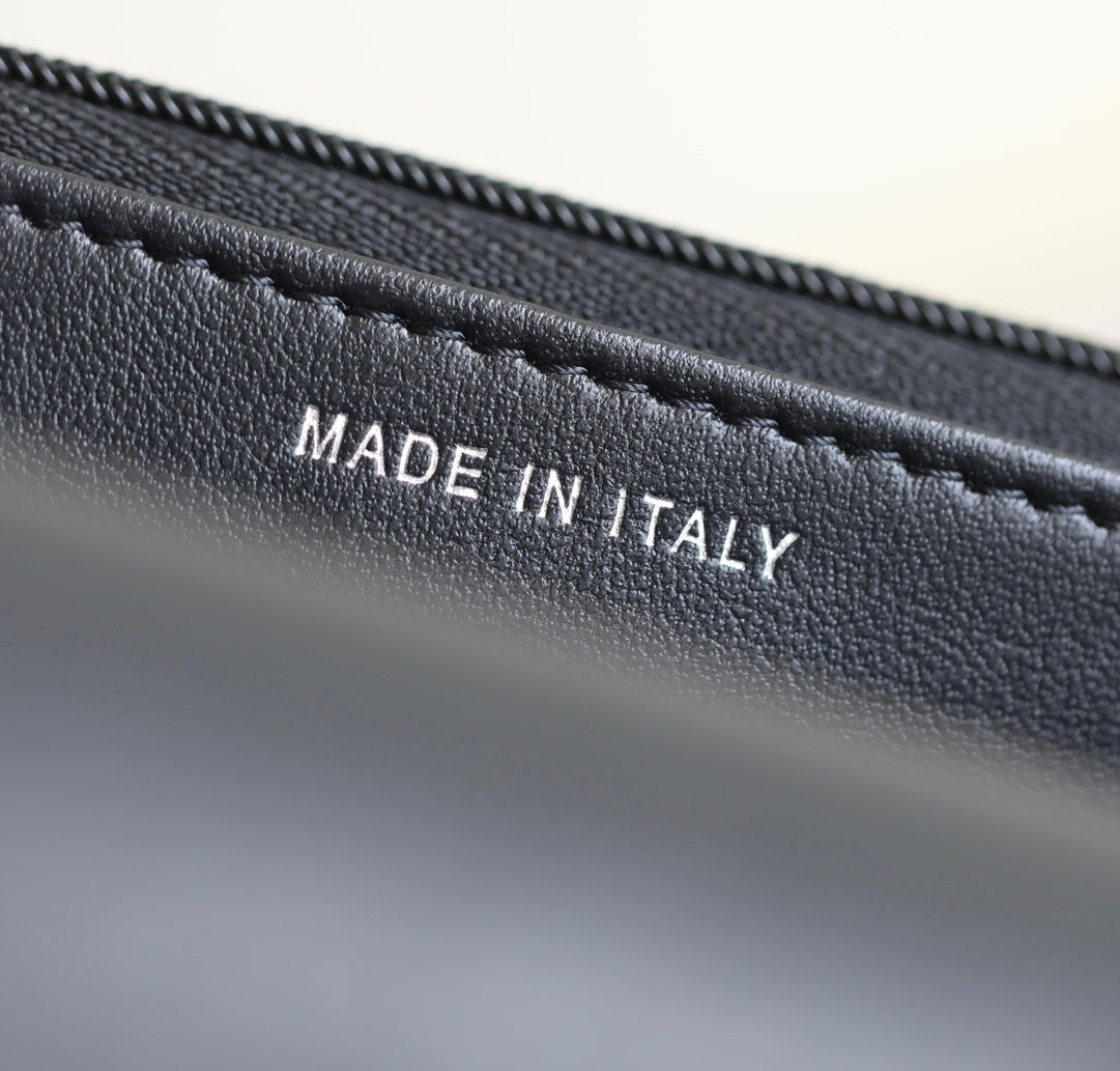 Chan New 23k woc bag