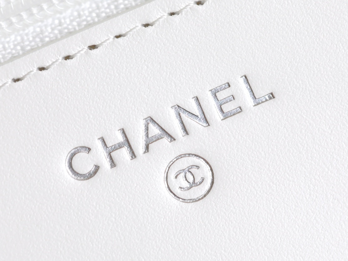 Chan New 23k handbag