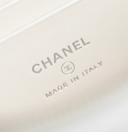 Chan New 23k Long makeup box bag