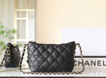 Chan New 24p hobo armpit bag