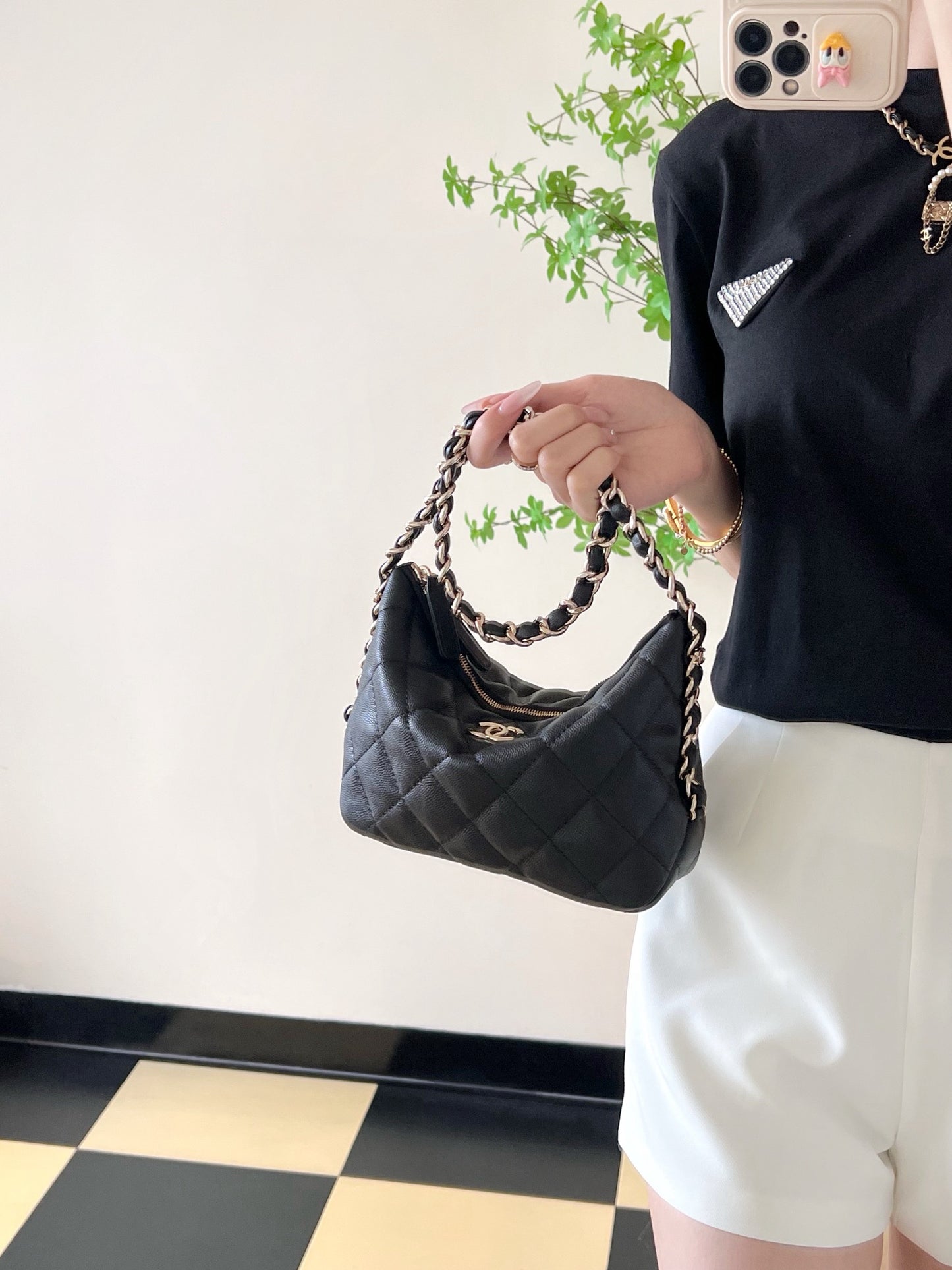 Chan New 24p hobo armpit bag