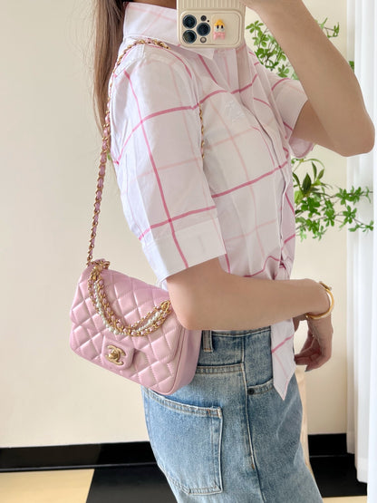 Chan New 24p Pearl chain flap bag