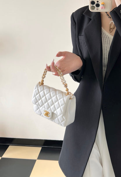 Chan New 24p Pearl chain flap bag