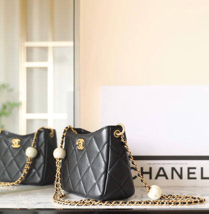 Chan New 24s Double Pearl Hobo Crossbody Bag