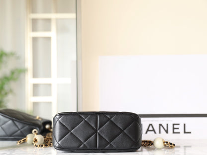 Chan New 24s Double Pearl Hobo Crossbody Bag