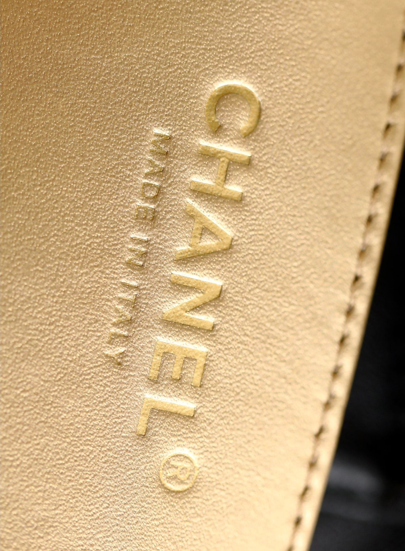 Chan New 24s Double Pearl Hobo Crossbody Bag