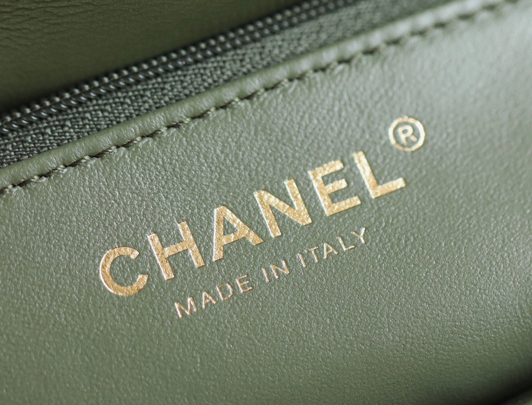 Chan New 24b Chain handle cover bag