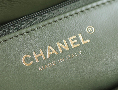 Chan New 24b Chain handle cover bag