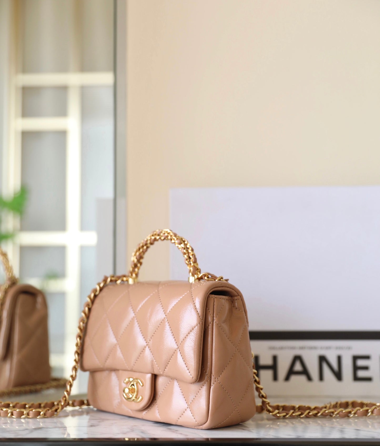 Chan New 24b Chain handle cover bag