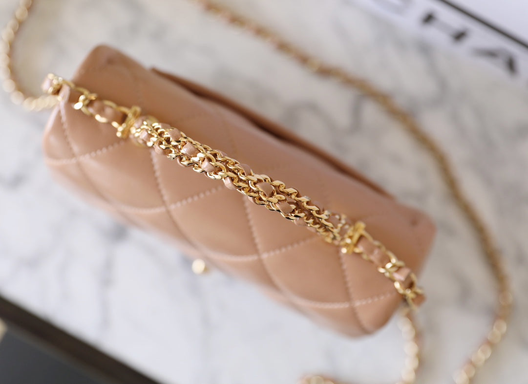 Chan New 24b Chain handle cover bag