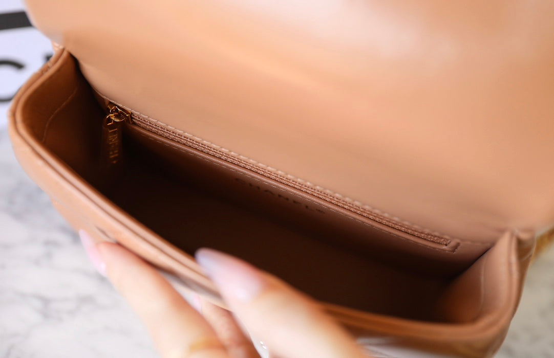 Chan New 24b Chain handle cover bag