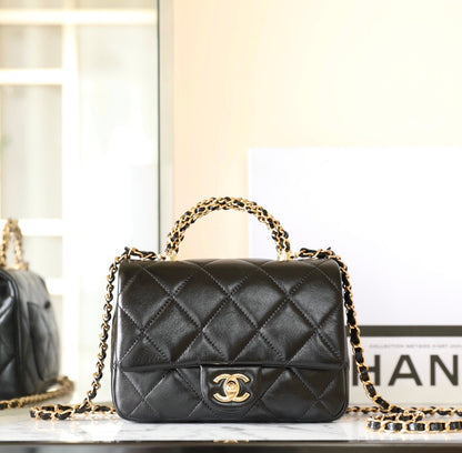 Chan New 24b Chain handle cover bag