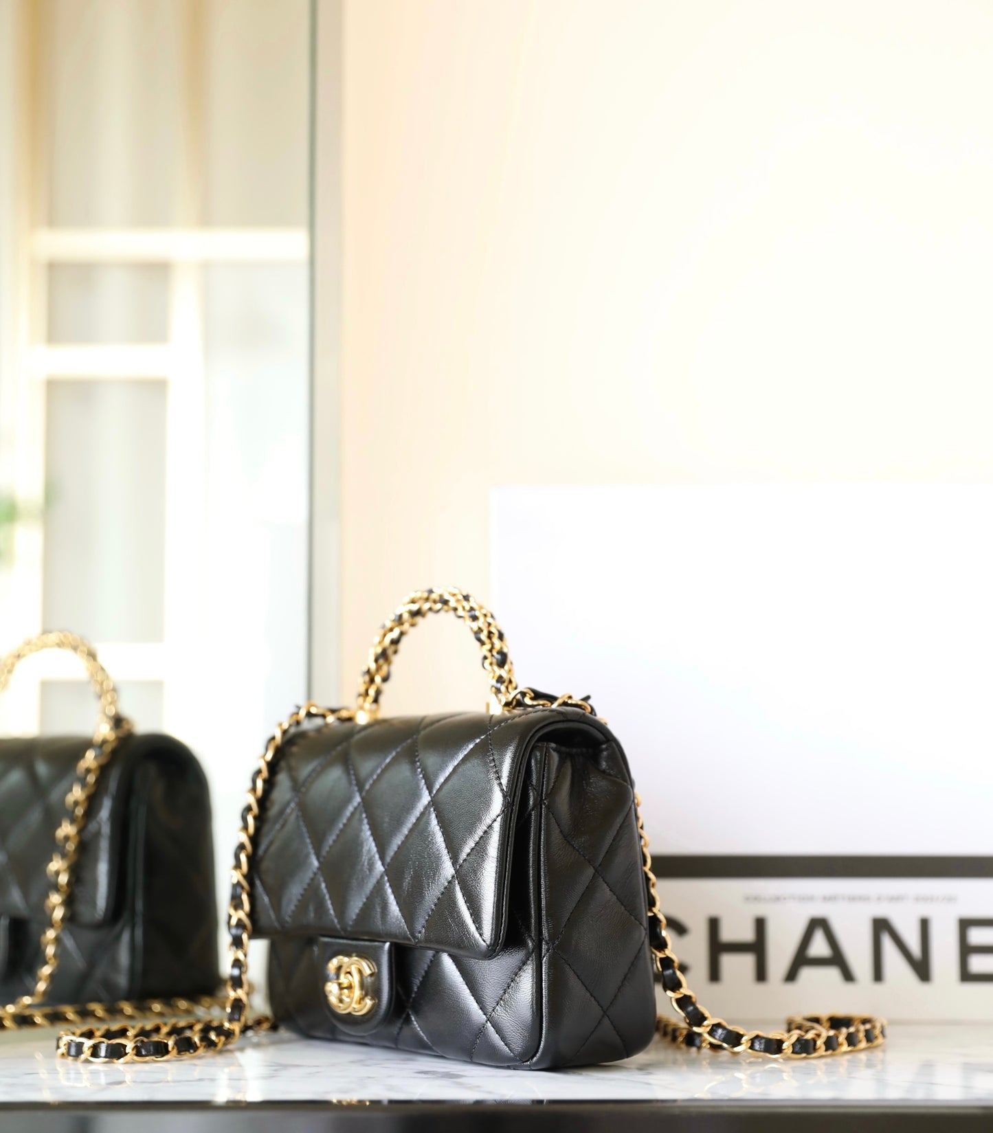 Chan New 24b Chain handle cover bag