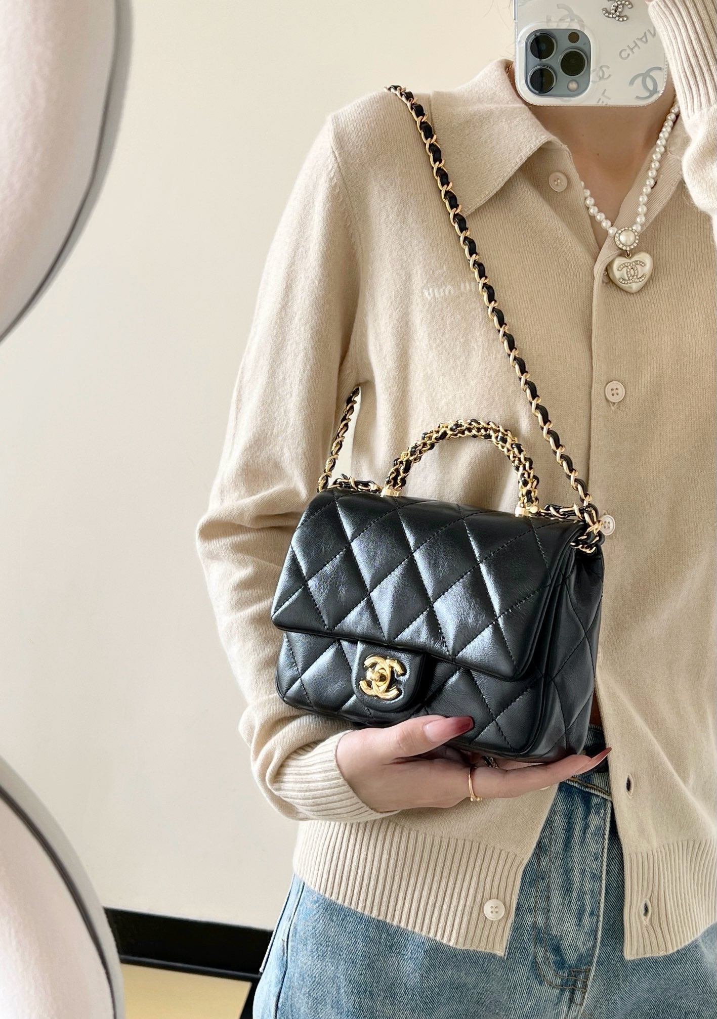 Chan New 24b Chain handle cover bag