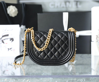 Chan New 22A Saddle Messenger Bag