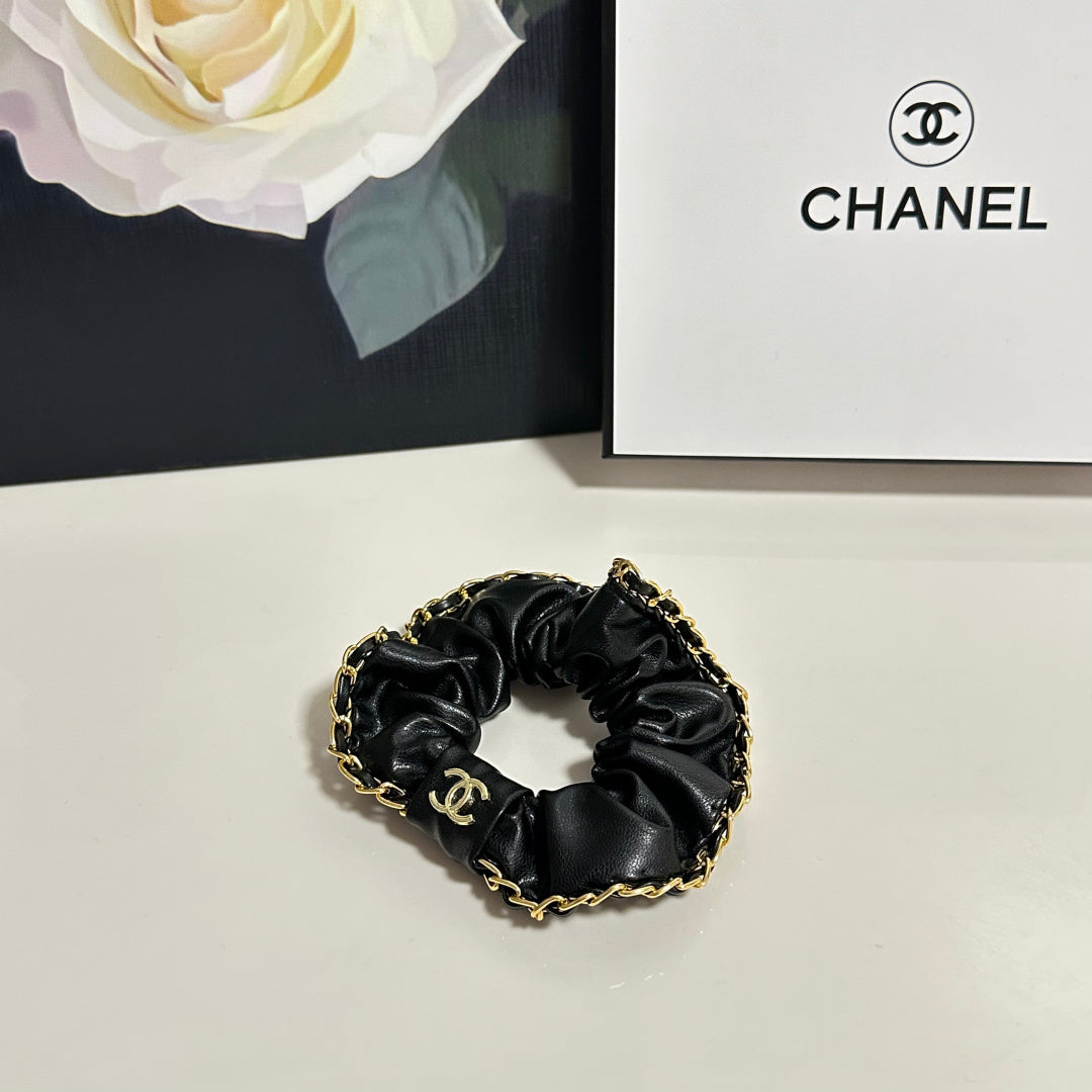 Chan New Chain luxury hair tie