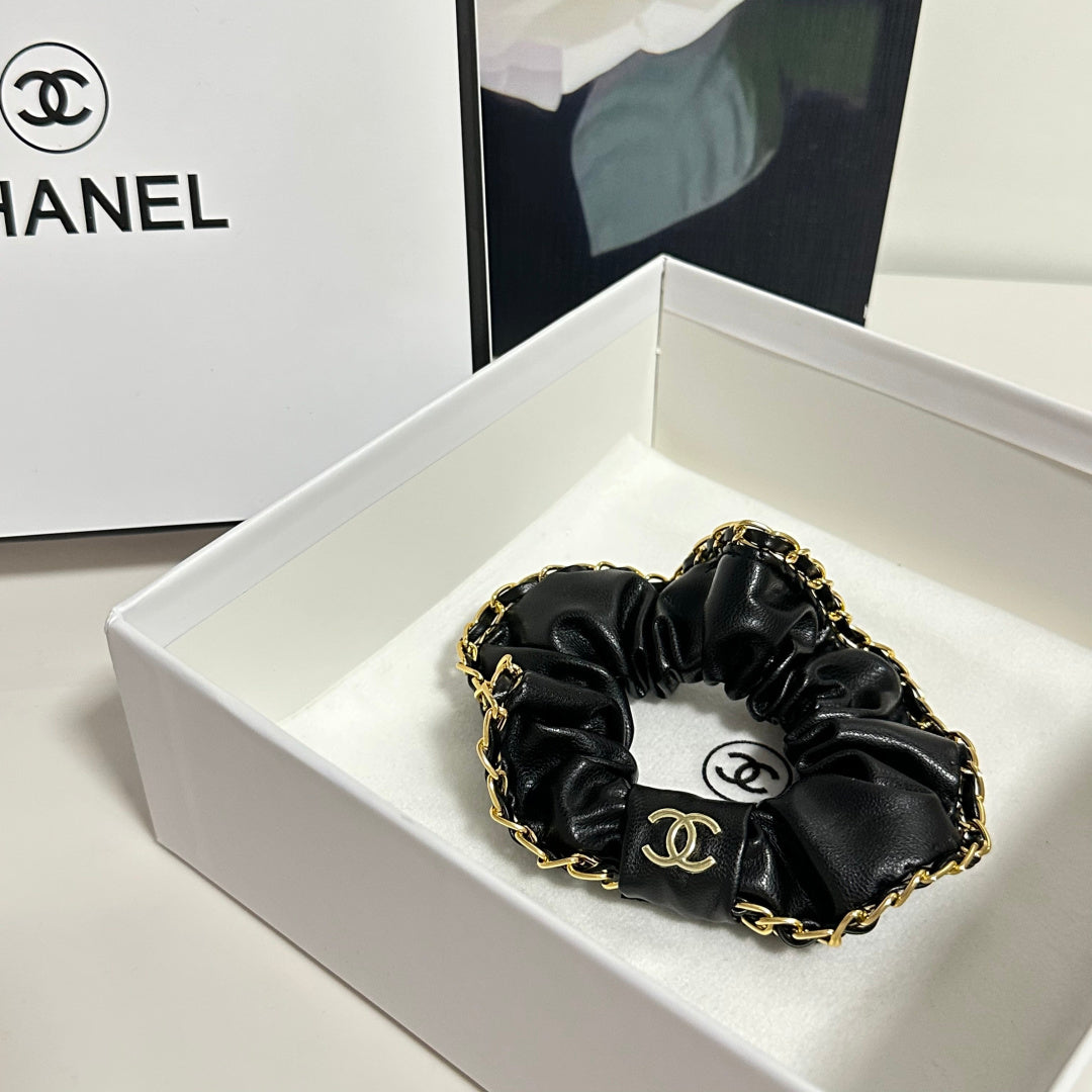 Chan New Chain luxury hair tie