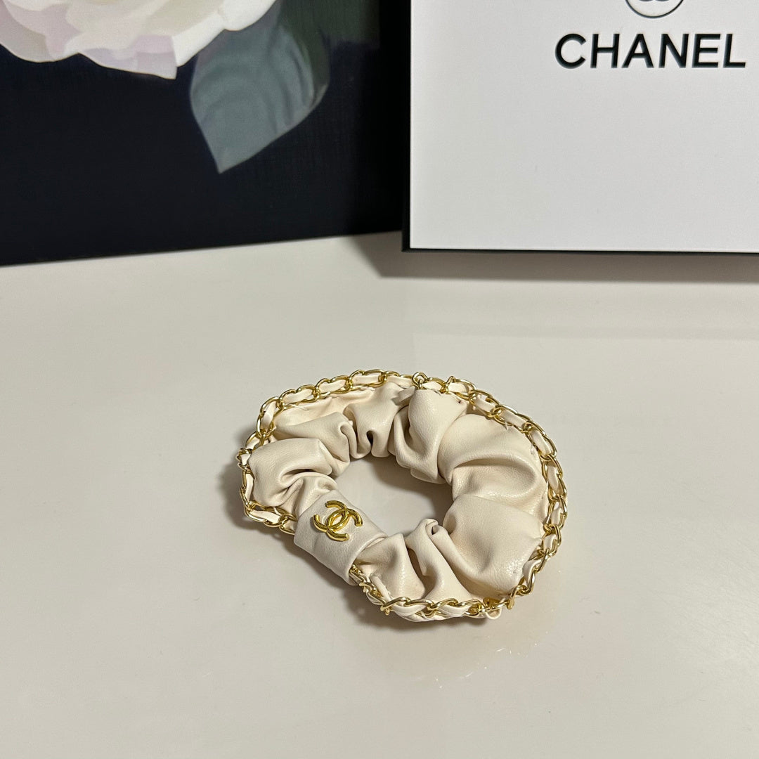 Chan New Chain luxury hair tie