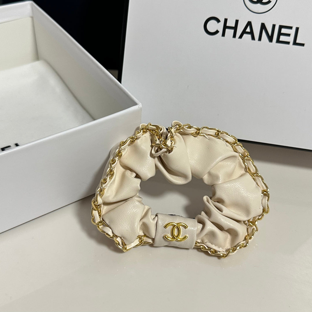 Chan New Chain luxury hair tie