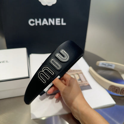 Miu  New letter headband