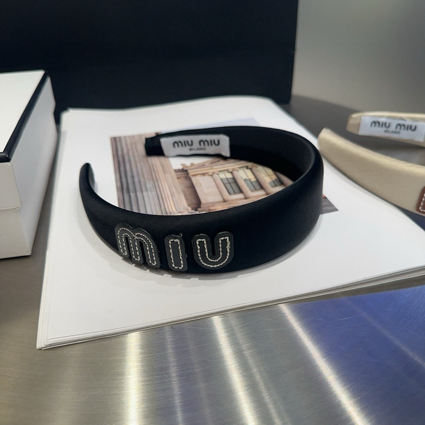 Miu  New letter headband