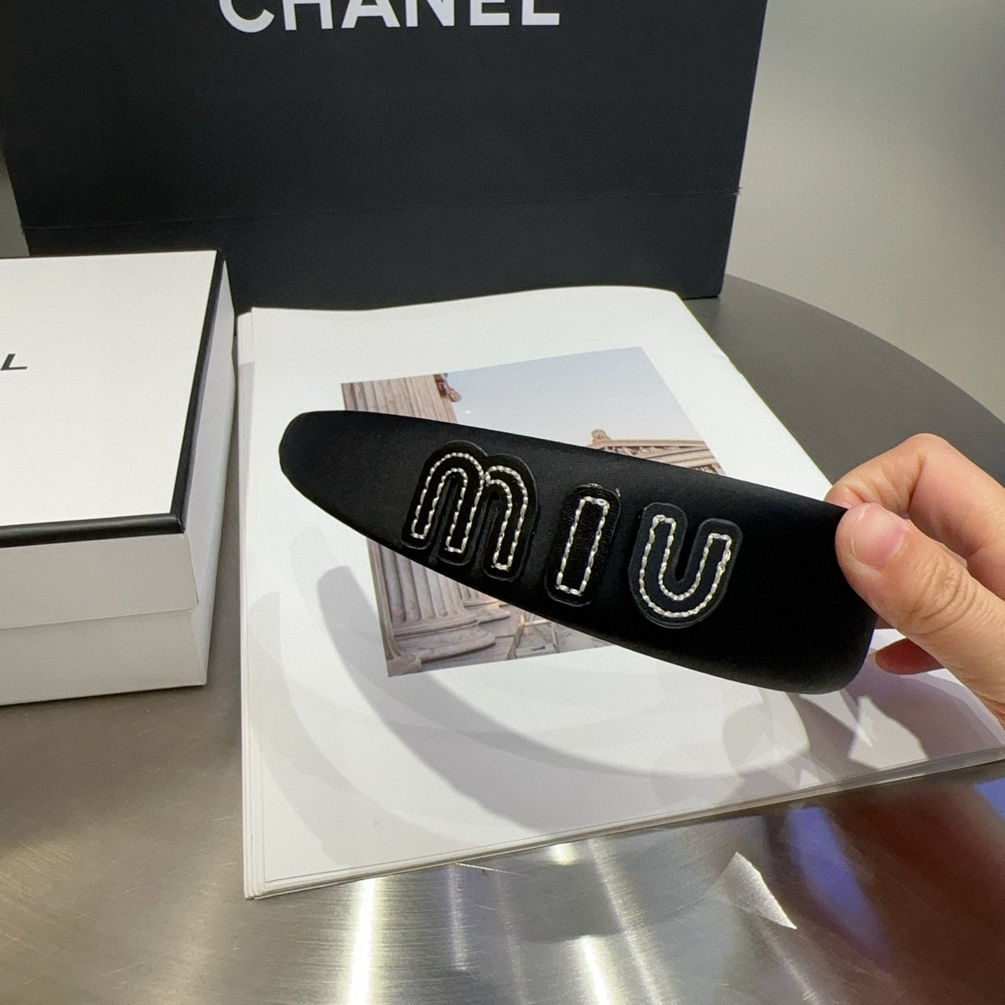 Miu  New letter headband