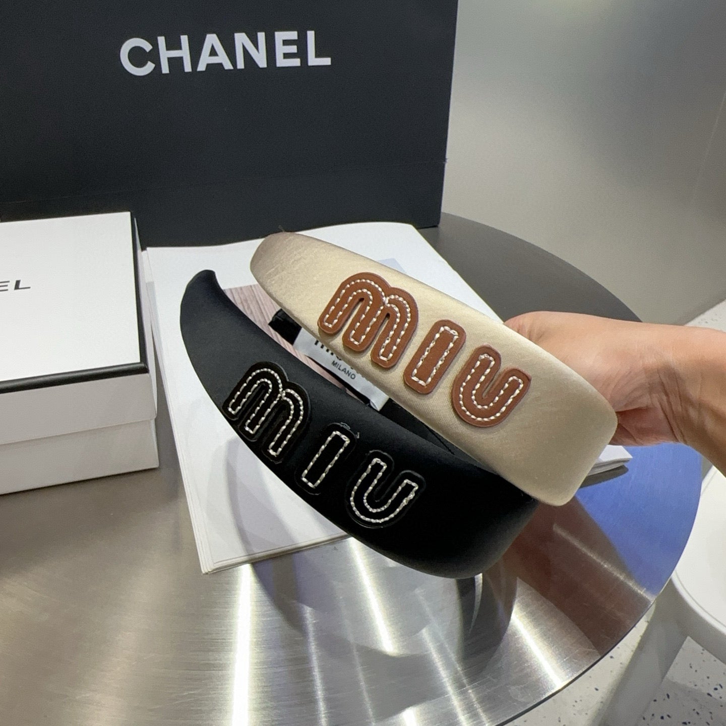 Miu  New letter headband