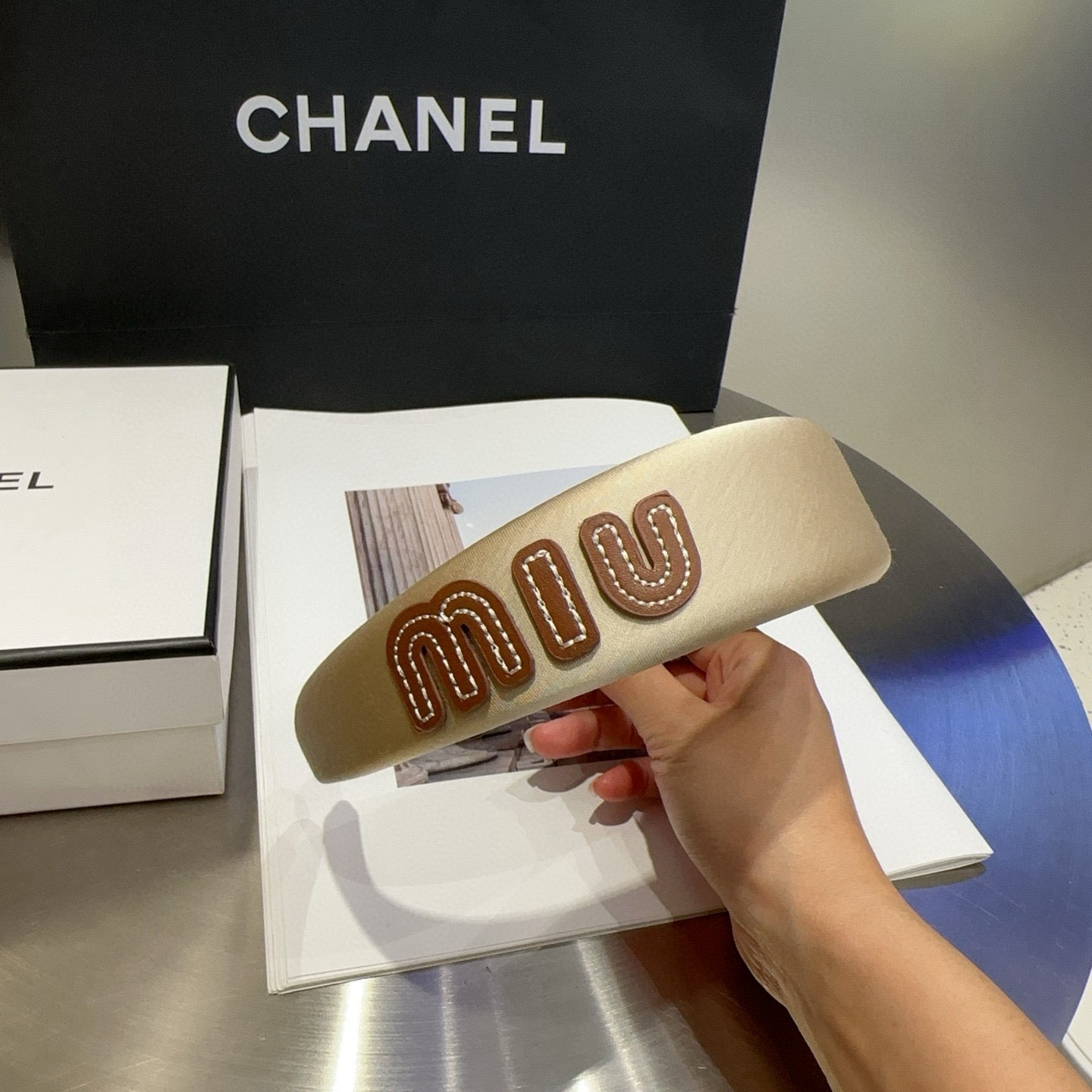 Miu  New letter headband