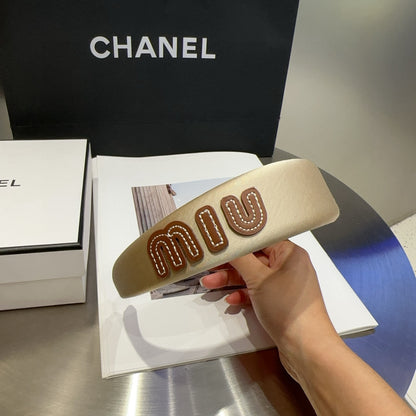 Miu  New letter headband