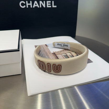 Miu  New letter headband