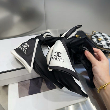 Chan  New letter headband