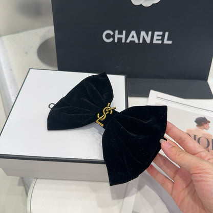 Saint  New New spring clip