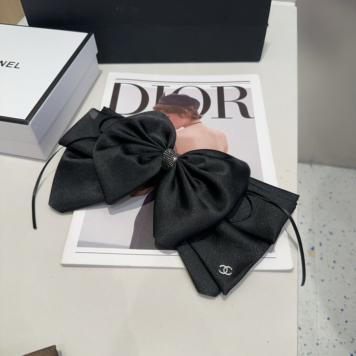 Chan  New New spring clip