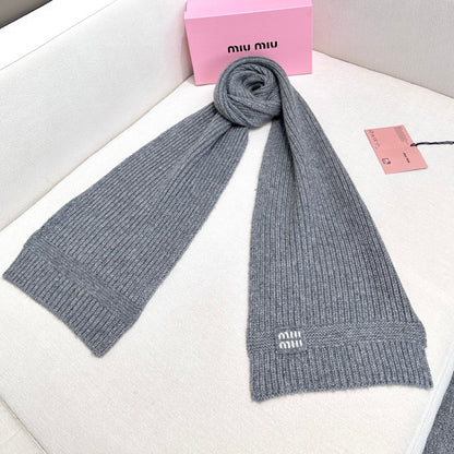 Miu New Scarf
