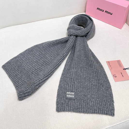 Miu New Scarf