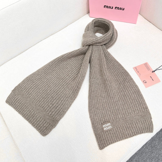 Miu New Scarf
