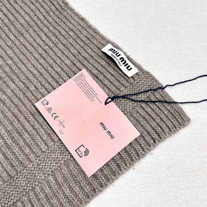 Miu New Scarf