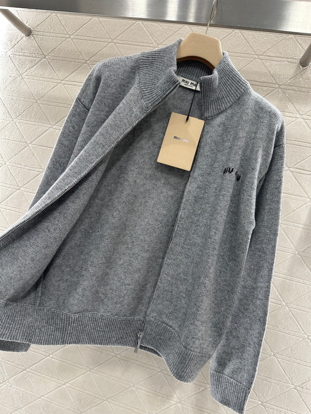 Miu New Knitted cardigan