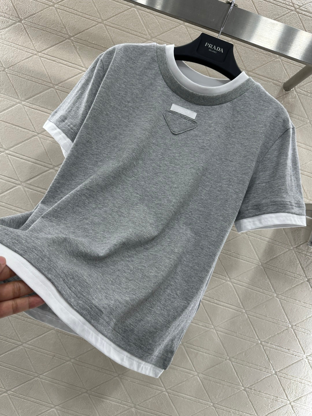 Pra New Color-blocked Triangle T-shirtt