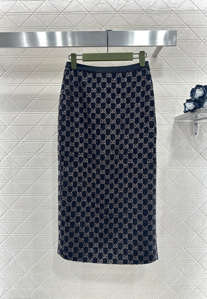 Guc  New Short-sleeve and skirt set