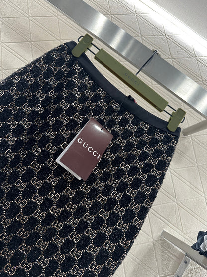 Guc  New Short-sleeve and skirt set