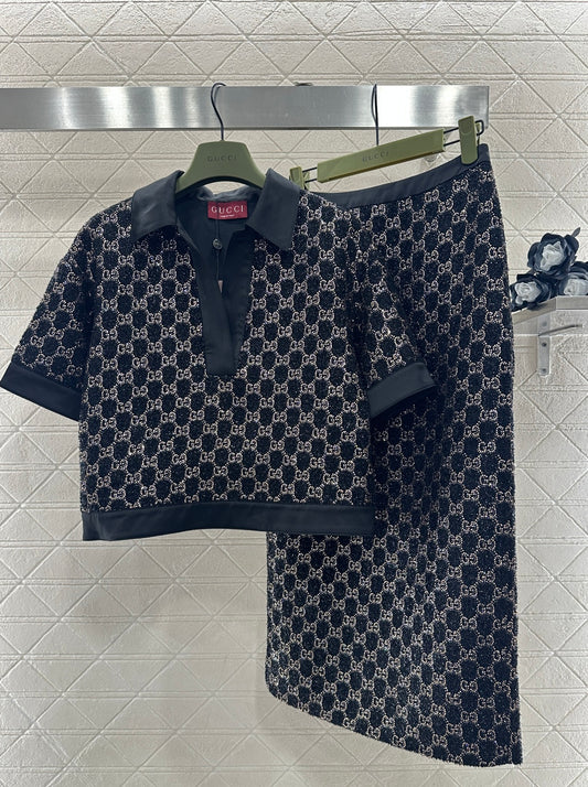 Guc  New Short-sleeve and skirt set