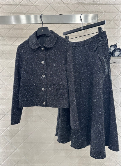 Chan  New Top and half-skirt set